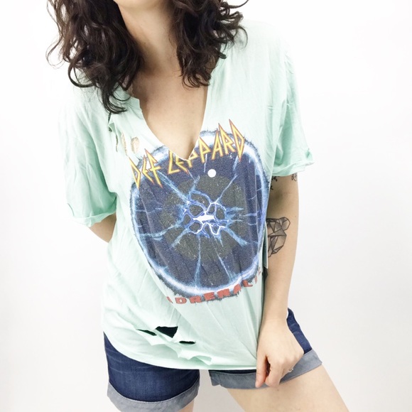 Recycled Karma Tops - Recycled Karma: Def Leppard Distressed Graphic Tee